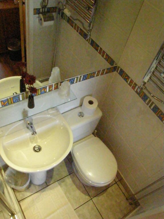 Leonardos Guest House Swansea Quarto foto