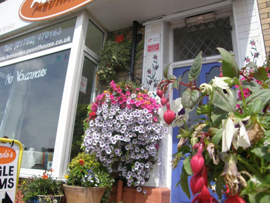 Leonardos Guest House Swansea Exterior foto